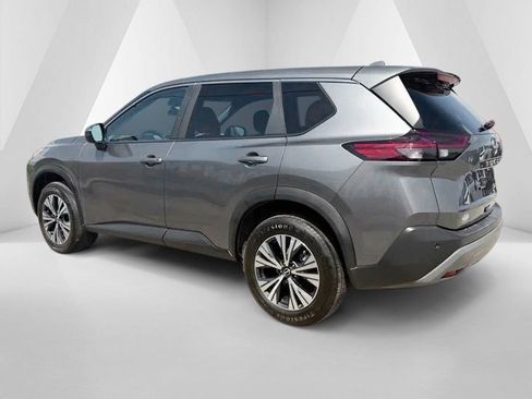 Used 2023 Nissan Rogue SV AWD/4WD image 5