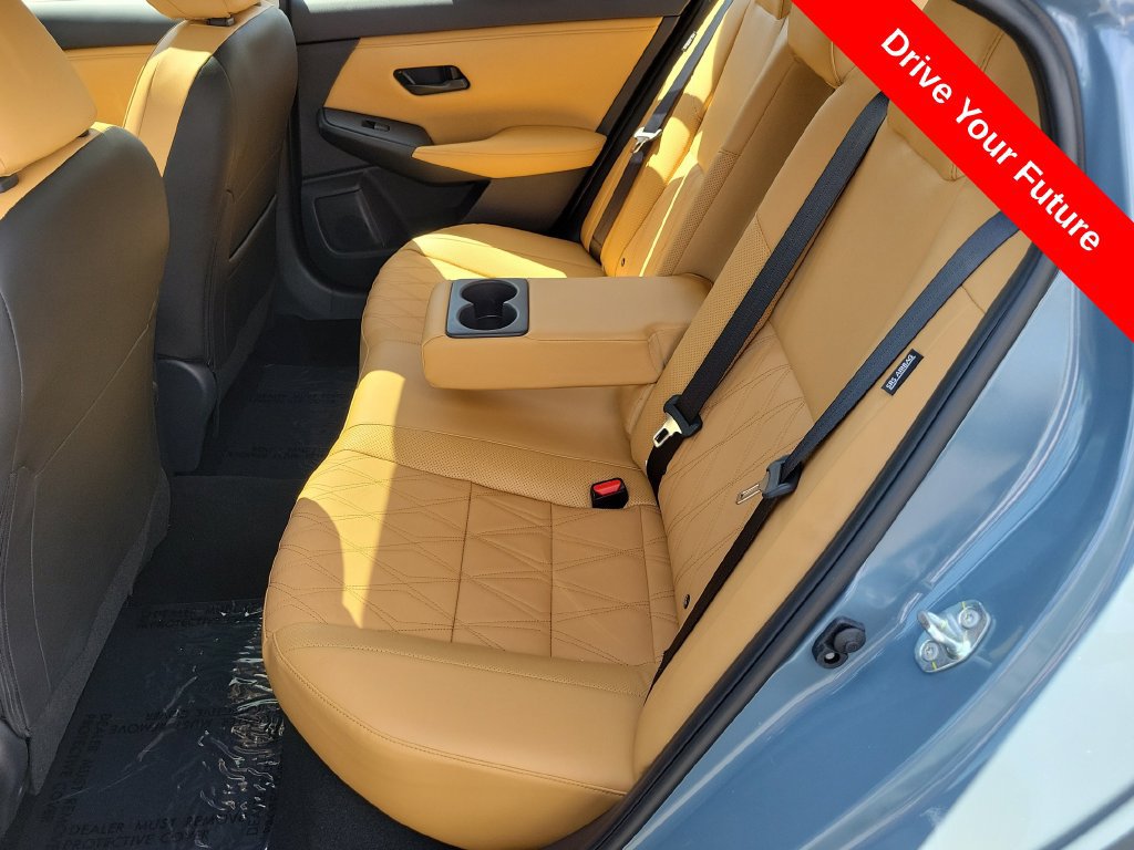 Used 2025 Nissan Sentra SV w/ SV Premium Package FWD image 27