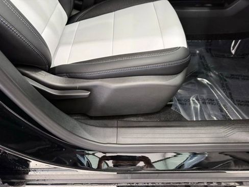 New 2026 Chevrolet Equinox EV LT image 20