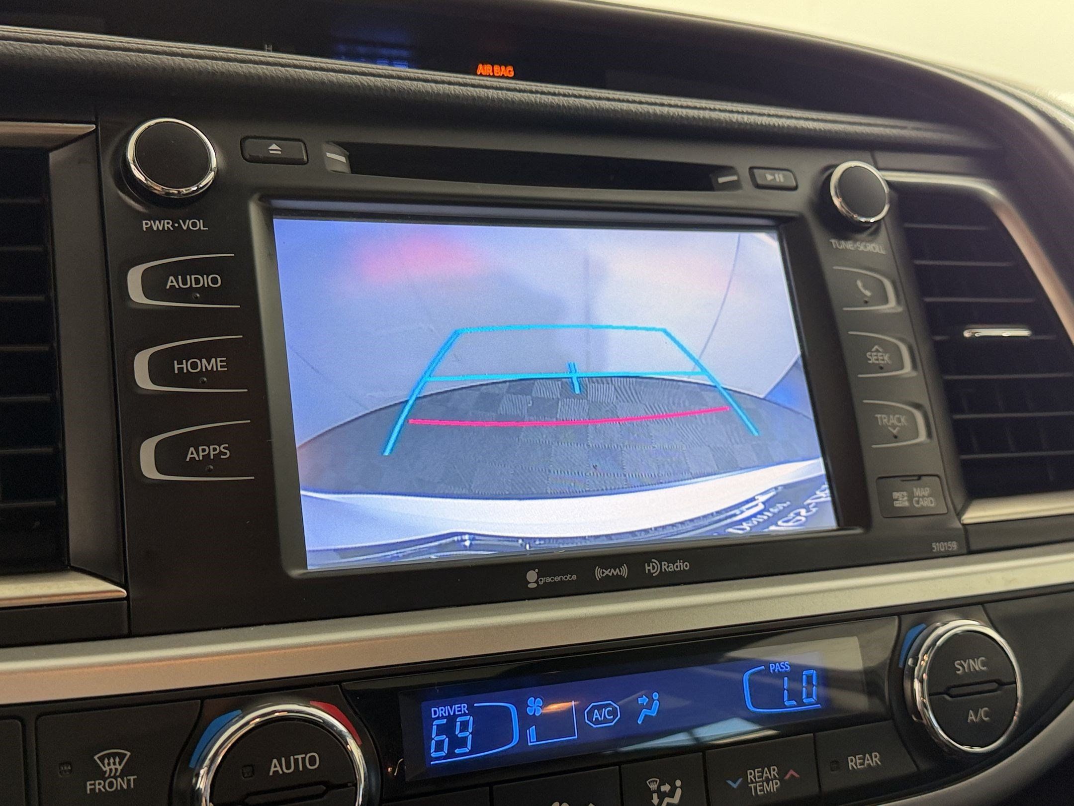 Used 2016 Toyota Highlander XLE AWD/4WD image 20