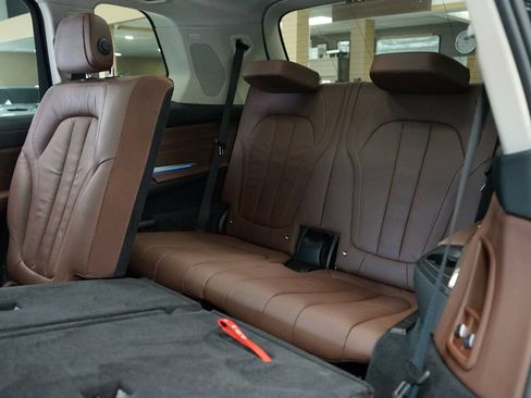 Used 2020 BMW X7 xDrive40i w/ Premium Package AWD/4WD image 17