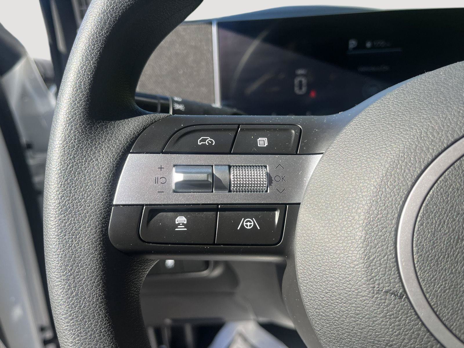 Used 2025 Hyundai Tucson SE AWD/4WD image 29