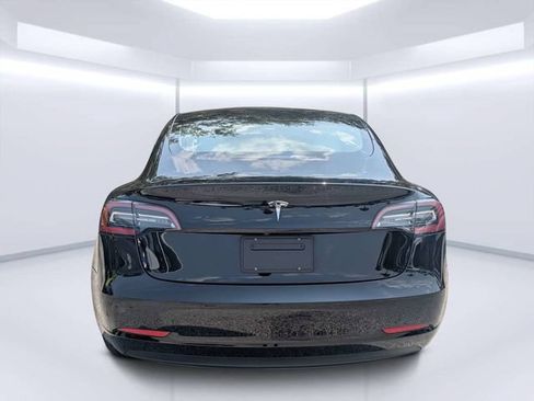Used 2022 Tesla Model 3 RWD image 4