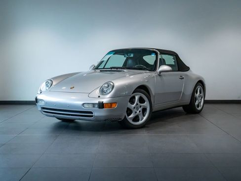 Used 1997 Porsche 911 Carrera RWD image 1