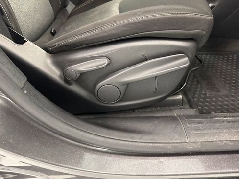 Used 2014 Jeep Cherokee Altitude w/ Cold Weather Group image 23