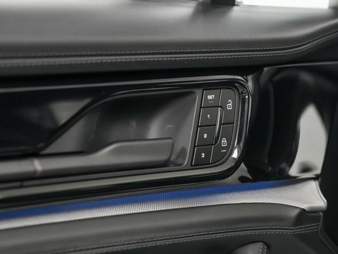Used 2025 Porsche Panamera 4 E-Hybrid AWD/4WD image 23