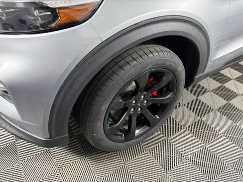 Certified 2023 Ford Explorer ST w/ Equipment Group 401A image 10