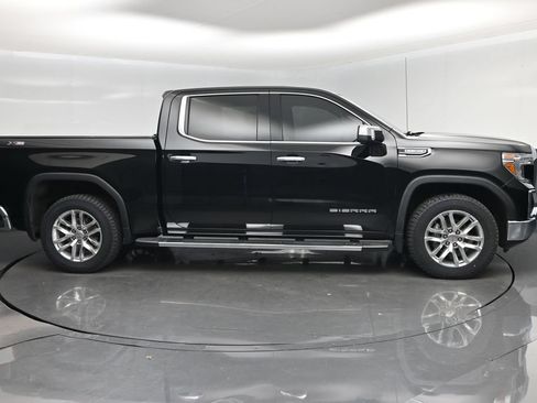 Used 2021 GMC Sierra 1500 SLT w/ SLT Convenience Package AWD/4WD image 2