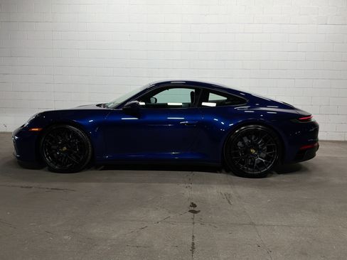 Certified 2024 Porsche 911 Carrera GTS RWD image 2