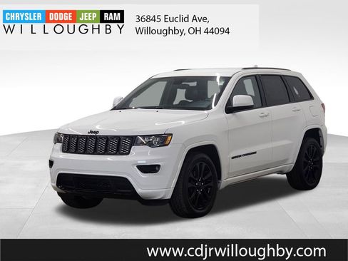 Used 2019 Jeep Grand Cherokee Altitude RWD image 1