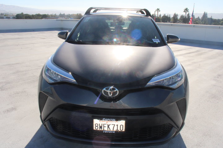 Used 2021 Toyota C-HR XLE FWD image 7