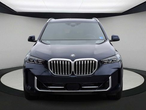 Used 2026 BMW X5 xDrive40i w/ Premium Package AWD/4WD image 3