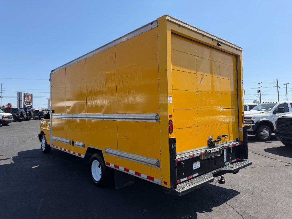 Used 2020 GMC Savana 3500 Extended RWD image 6