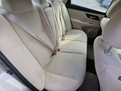Used 2015 Nissan Altima 2.5 S w/ Sport Value Package FWD image 17