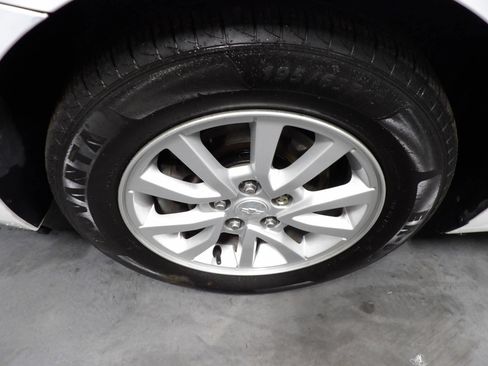 Used 2019 Chevrolet Sonic LT FWD image 23