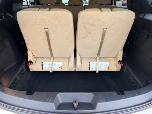Used 2016 Ford Explorer XLT w/ Equipment Group 202A FWD image 25