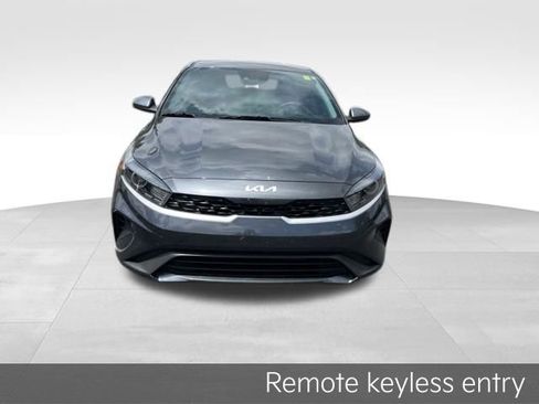 Certified 2024 Kia Forte LX FWD image 3