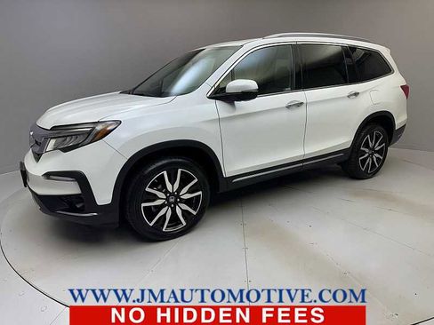 Used 2022 Honda Pilot Touring image 1