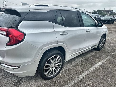 Used 2023 GMC Terrain Denali w/ LPO, Floor Liner Package AWD/4WD image 9