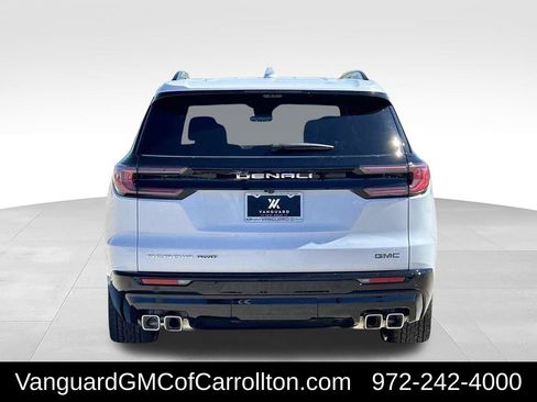 New 2026 GMC Acadia Denali Ultimate w/ LPO, Floor Liner Package AWD/4WD image 4