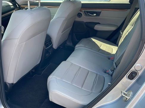 Used 2018 Honda CR-V Touring image 17
