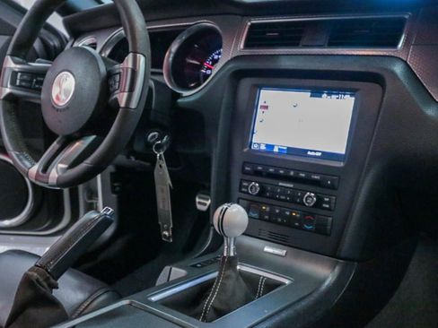 Used 2012 Ford Mustang Shelby GT500 w/ Electronics Pkg image 27