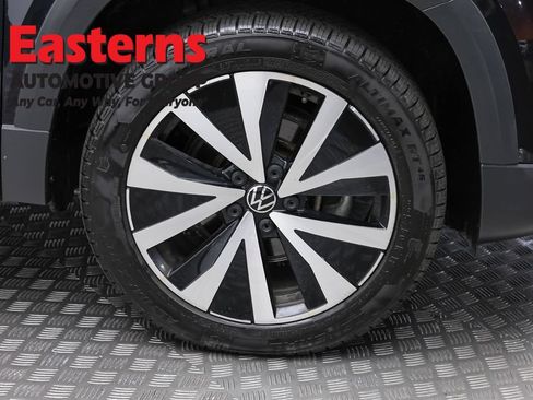 Used 2022 Volkswagen Taos SE AWD/4WD image 28