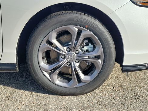New 2026 Honda Accord EX-L image 9