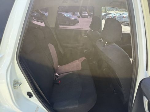Used 2010 Honda Fit Sport image 12