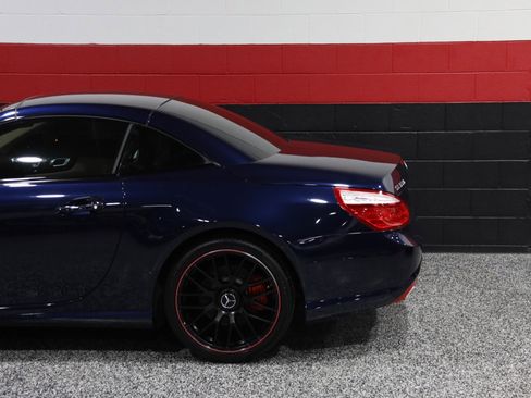 Used 2013 Mercedes-Benz SL 550 w/ Premium Pkg image 23
