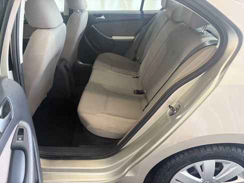 Used 2014 Volkswagen Jetta S FWD image 17