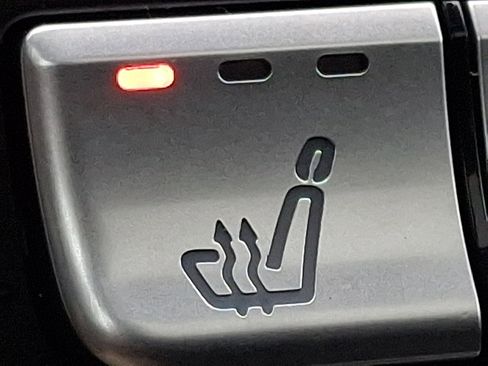 Certified 2019 Mercedes-Benz GLA 250 4MATIC image 23