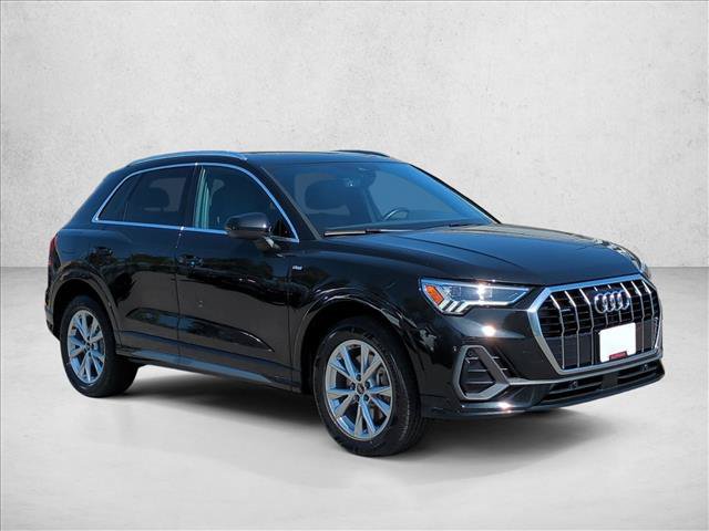 Used 2024 Audi Q3 2.0T Premium AWD/4WD image 3