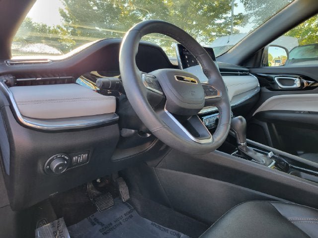 Certified 2023 Jeep Compass Limited AWD/4WD image 6