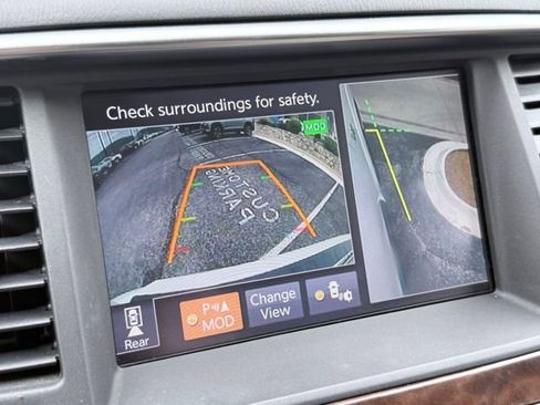 Used 2020 Nissan Armada Platinum image 35