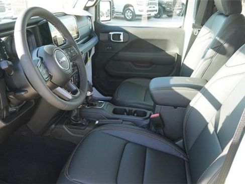 New 2026 Jeep Gladiator Sport image 18