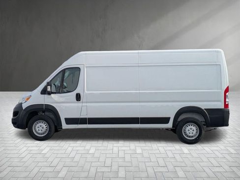 Used 2024 RAM ProMaster 2500 FWD image 8
