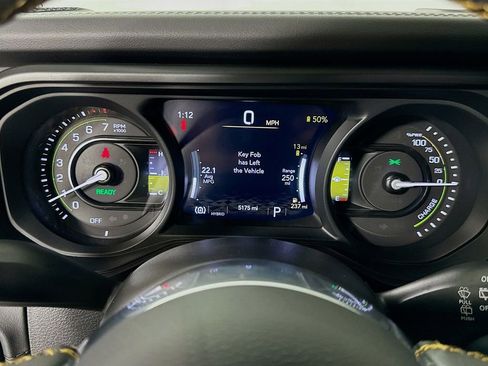 Used 2024 Jeep Wrangler Unlimited Sahara w/ Technology Group image 12