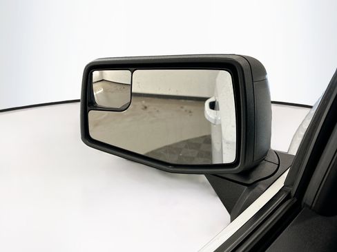 Used 2023 GMC Sierra 1500 Elevation image 16