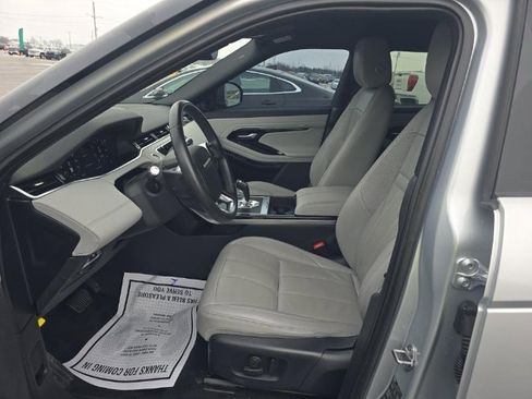 Used 2020 Land Rover Range Rover Evoque SE image 5