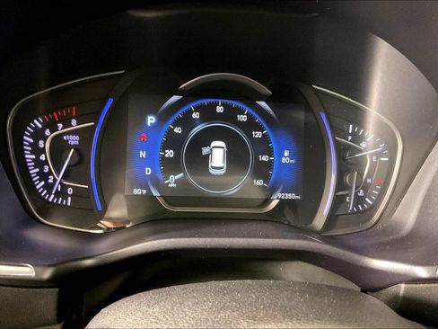 Used 2020 Hyundai Santa Fe Limited FWD image 12