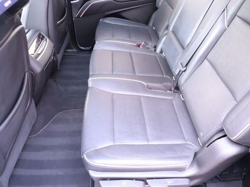 Used 2021 Cadillac Escalade ESV Premium Luxury w/ Driver Assist Tech Package image 49