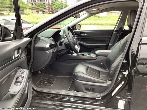 Used 2019 Nissan Altima 2.5 SR image 6