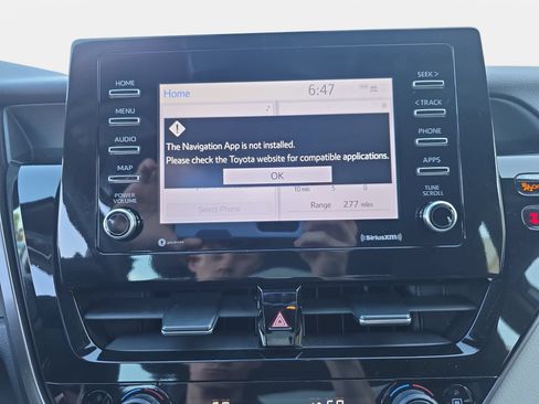 Used 2023 Toyota Camry LE FWD image 21