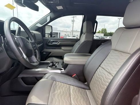 Used 2025 Chevrolet Silverado 2500 ZR2 AWD/4WD image 21