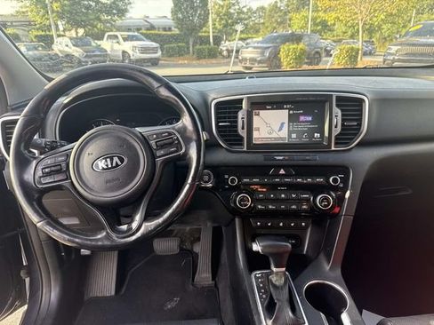 Used 2018 Kia Sportage EX w/ EX Technology Package FWD image 5