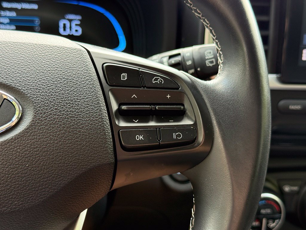 Certified 2026 Hyundai Venue SEL FWD image 18