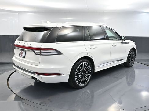 Used 2023 Lincoln Aviator Black Label w/ Dynamic Handling Package AWD/4WD image 6
