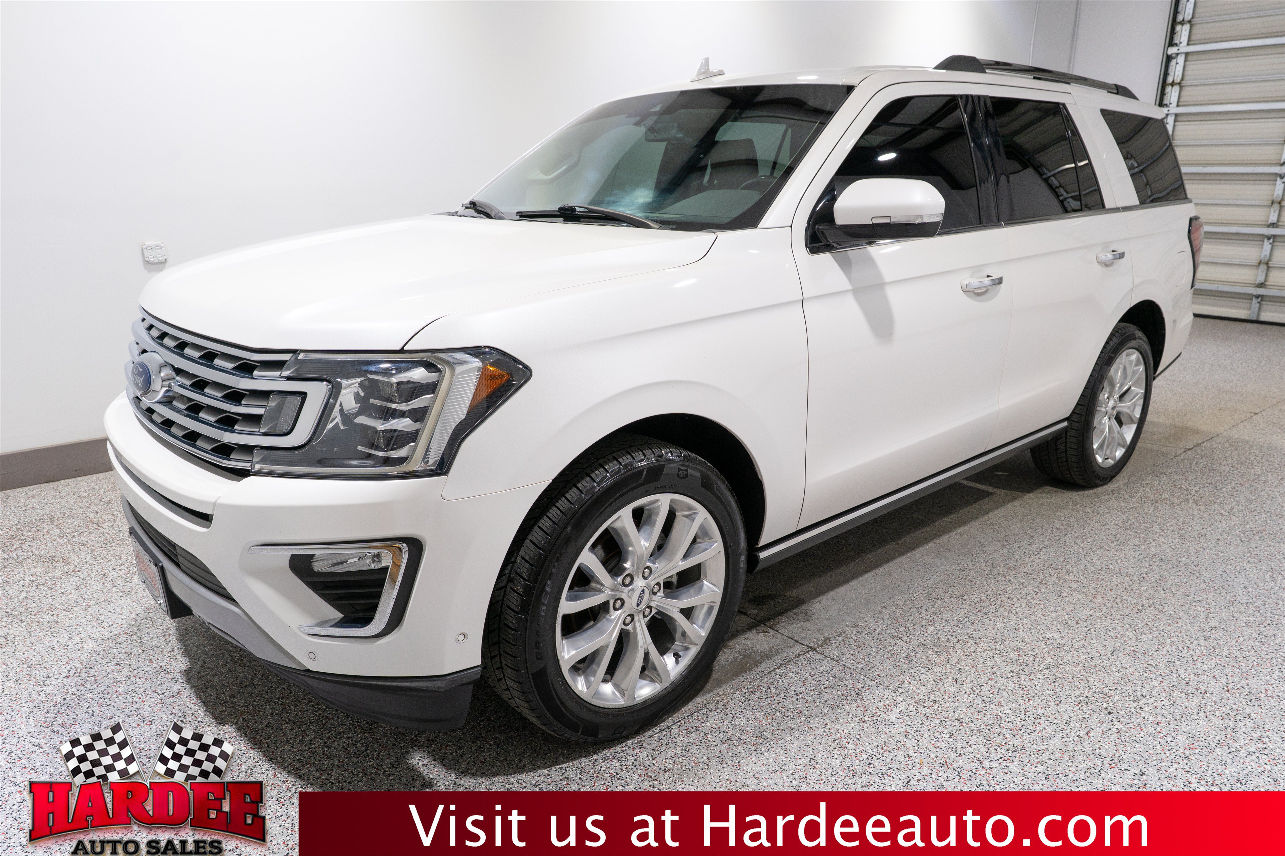 Used 2019 Ford Expedition Limited w/ Equipment Group 302A RWD image 2