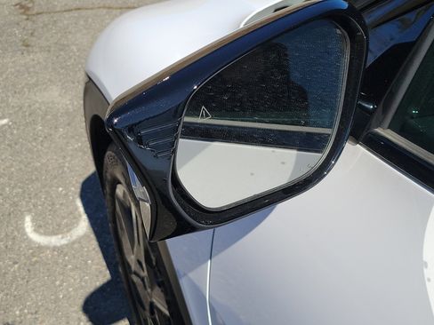 Used 2025 Kia EV6 Light AWD/4WD image 10